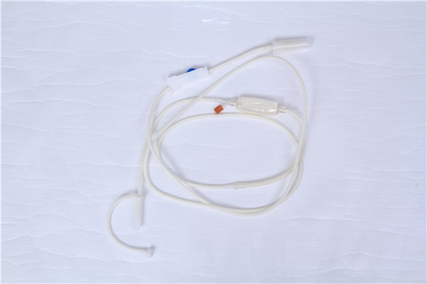 一次性腸內(nèi)營(yíng)養(yǎng)輸注器